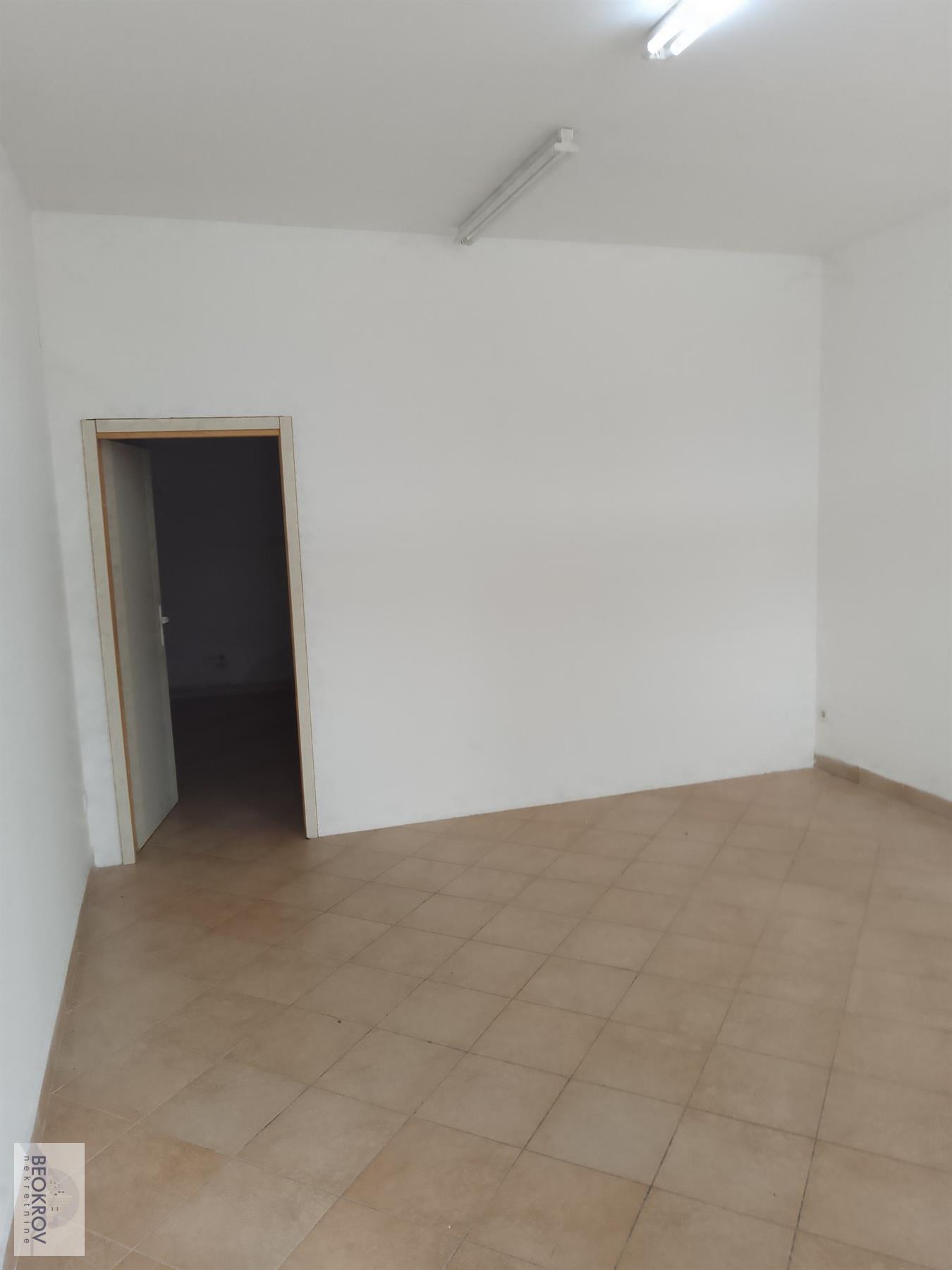 poslovni prostor   Beograd  Ekonomski fakultet i Savski Trg